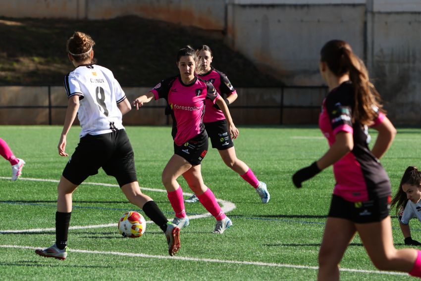 Next Level amarra ante La Jota su cuarta victoria en esta liga (7-0)