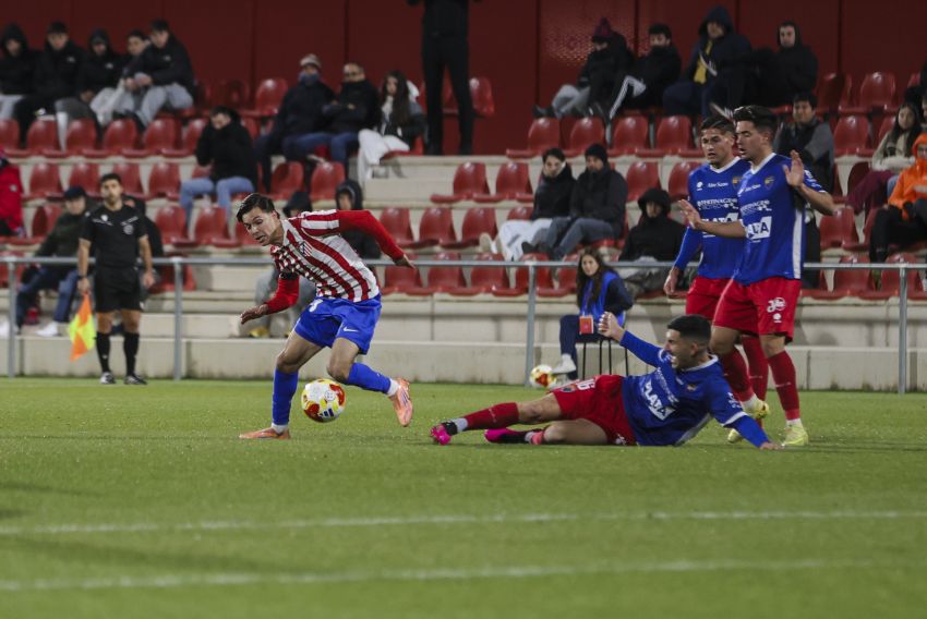 Lección de líder en Alcalá de Henares (3-0)