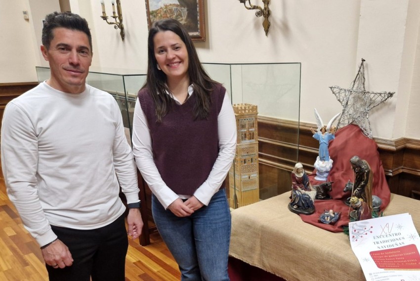 El auditorio Torre del Salvador acoge este sábado el  XV Encuentro de Tradiciones Navideñas