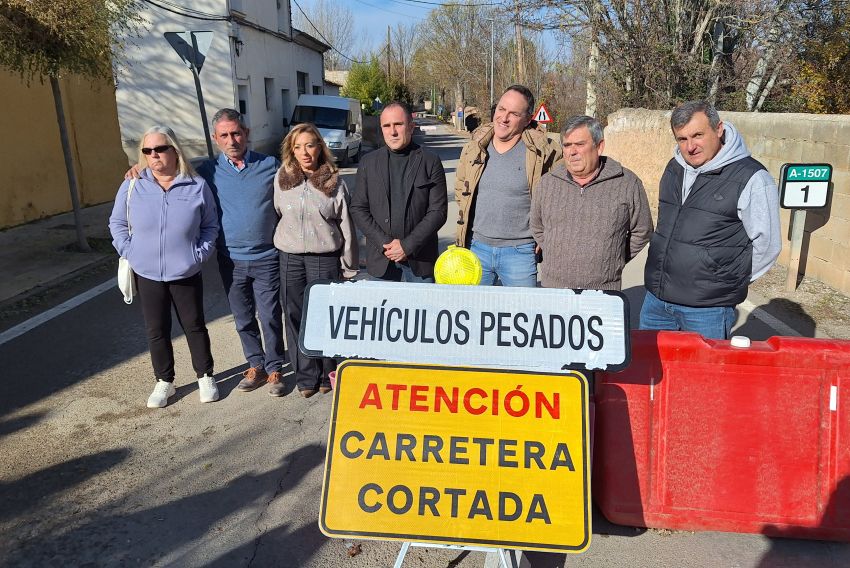Los pueblos de la margen izquierda, en armas por el corte del puente de la A-1507