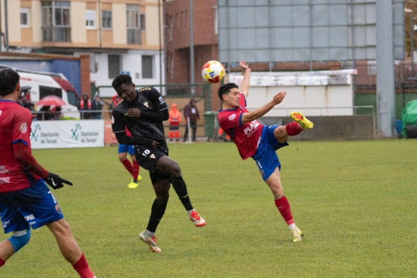 El Club Deportivo Teruel vuelve a la victoria en Pinilla tras vencer al Algeciras (1-0)