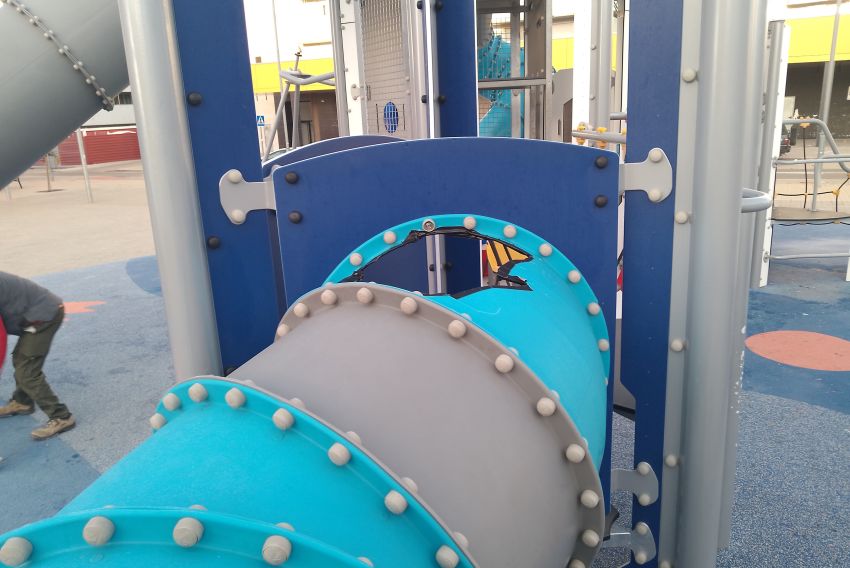 Vandalizan la nave espacial infantil  de la plaza de la Cultura en la capital