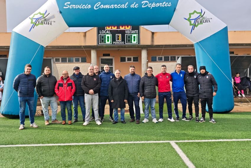 La octava edición del Fútbol por Juguetes rezuma diversión y altruismo