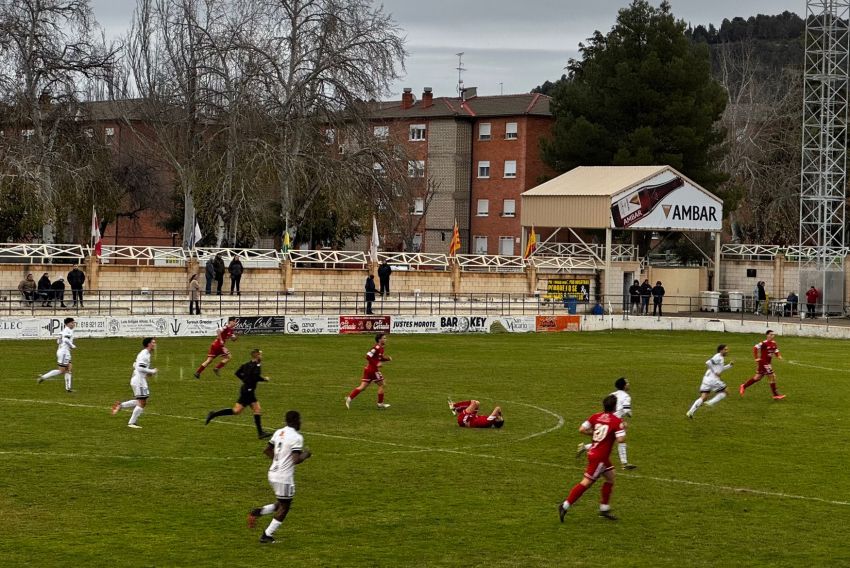 El Andorra cumple y se lleva el partido en casa ante el Casetas (2-1)