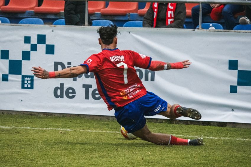 El Teruel prepara el viaje a Tarragona en cuadro en la zona de vanguardia