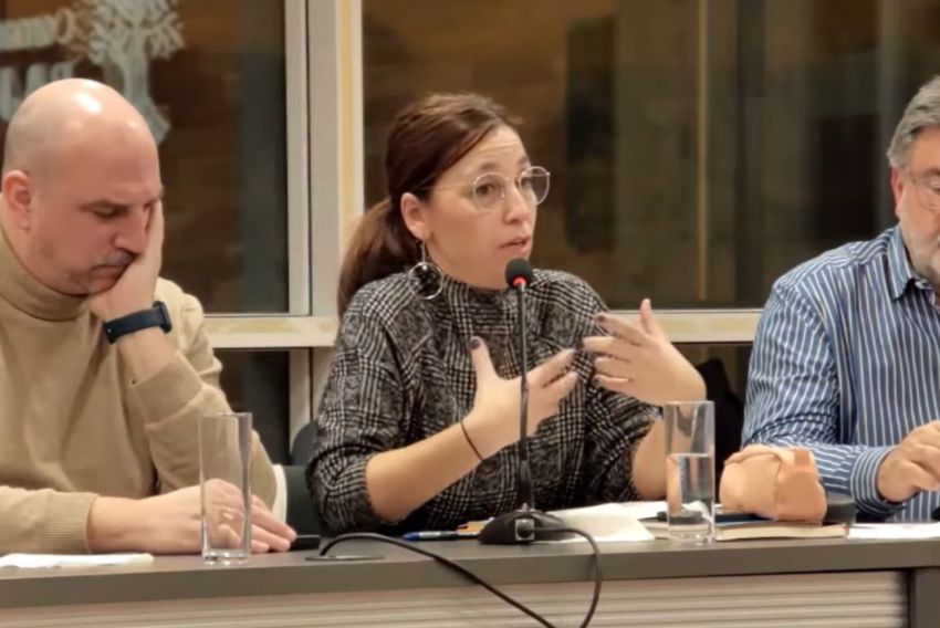 Hasta 120 vecinos de Valmuel firman contra dos macrogranjas porcinas proyectadas