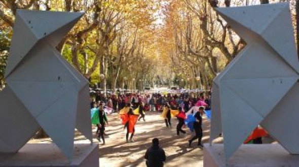 Alumnos de Magisterio de Teruel y Huesca rinden homenaje a Ramón Acín