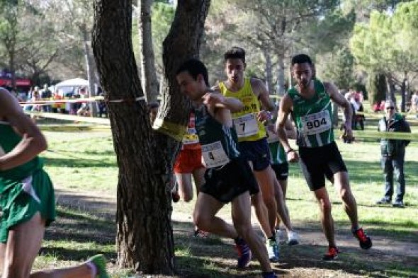 Puyuelo se impone de nuevo a Sábado en el Cross de Huesca