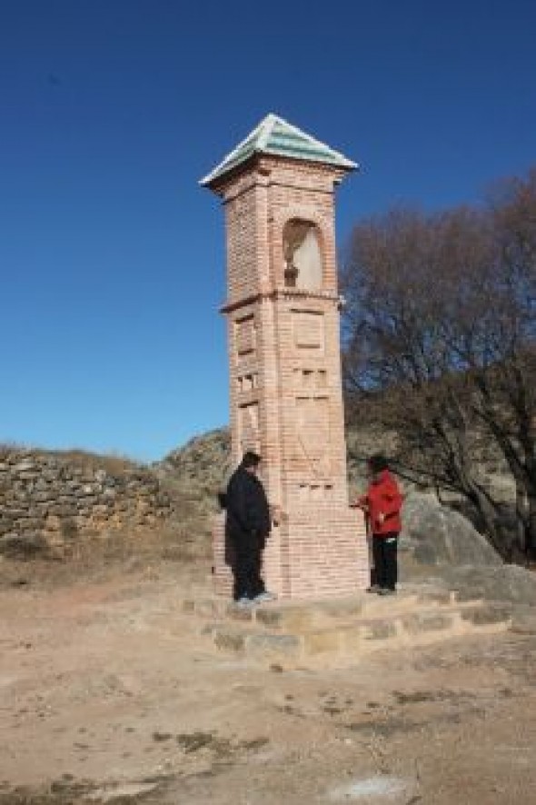 Patrimonio termina la restauración del peirón más alto de Aragón en Huesa del Común