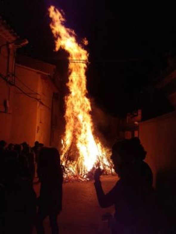 Espectacular celebración de la Encamisada en Estercuel, que concluye este domingo