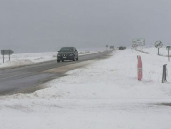 Cortados por nieve tres tramos de carreteras de la provincia de Teruel por nieve