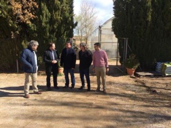 La Diputación de Teruel estudia asfaltar la pista del vivero de Atadi en Alcañiz