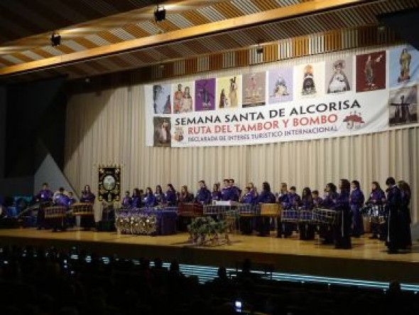 La emoción se adueña de un pregón se Semana Santa lleno de reconocimientos en Alcorisa