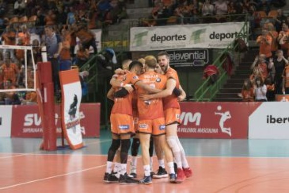 EN DIRECTO: El CV Teruel busca un triunfo en Soria que le meta en la gran final de la Superliga de voleibol