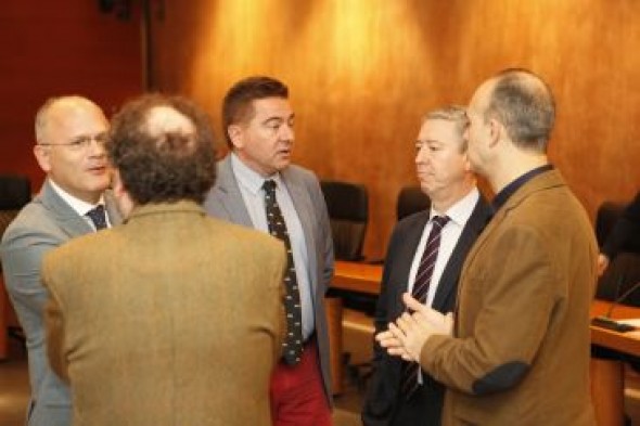 Lafuente (PP) pide el cese o renuncia del director general de Función Pública de la DGA