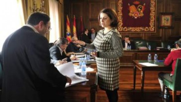 Buj afirma que los plazos previstos en el convenio propuesto por la DGA para revisar el PGOU están fuera de la ley