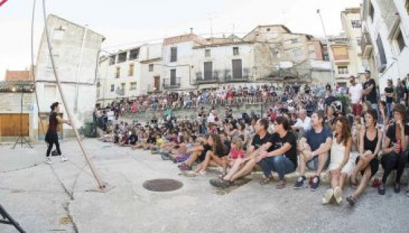 La Nit en Blanc llega a Mazaleón este sábado para vivir  una experiencia única