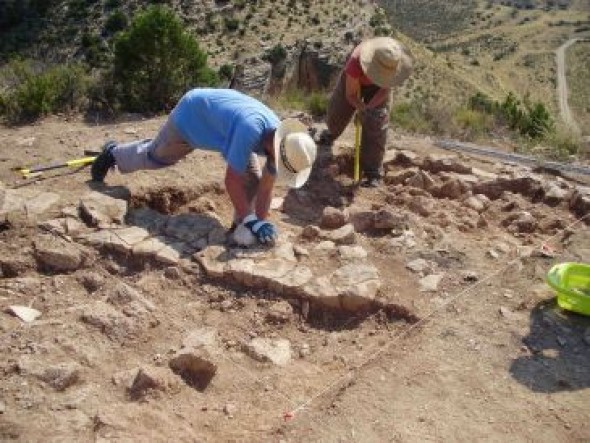 Excavan el yacimiento de San Pedro de Oliete para delimitar su tamaño real