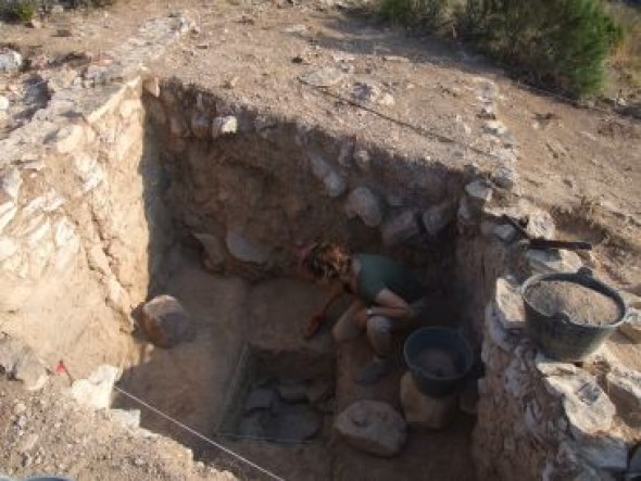Las excavaciones en el poblado ibero de Oliete confirman una  actividad alfarera importante