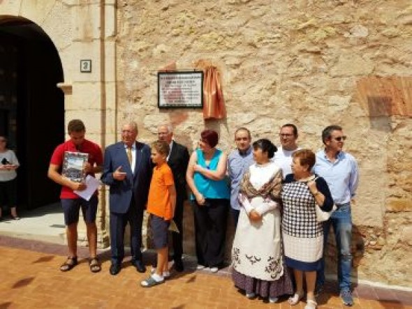 El empresario Miguel Gargallo es homenajeado en su pueblo
