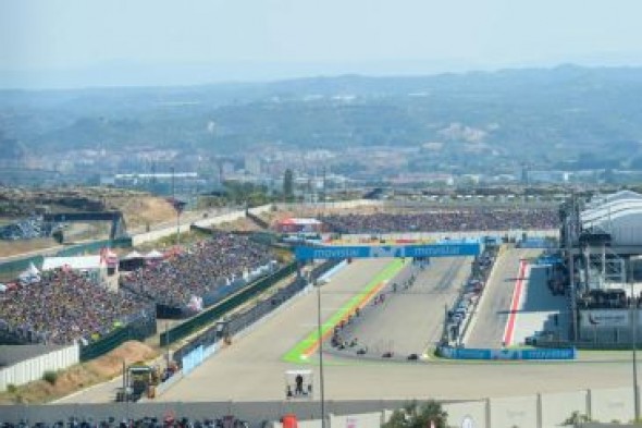 Los fans de Rins eligen la pelouse par animar al piloto de Valdealgorfa en Motorland