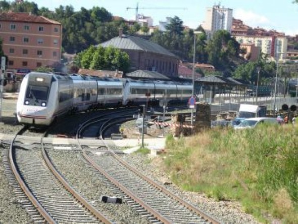 Enmienda conjunta de eurodiputados de PP, PSOE, IU y Ciudadanos para pedir financiación europea para el tren Zaragoza-Sagunto