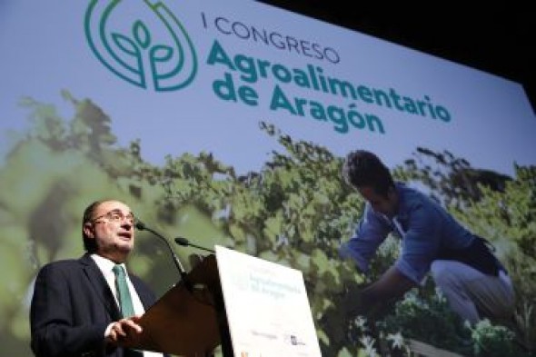 Lambán anuncia la puesta en marcha de una Estrategia, una marca Aragón y un marco legal para facilitar la comercialización de los productos aragoneses