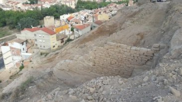 Patrimonio autoriza el traslado de la muralla para que siga la obra en Pui Pinos