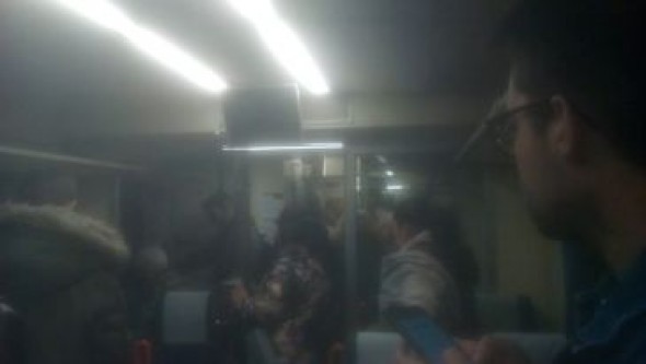 Un incendio en uno de los ejes de un tren ‘tamagochi’ obliga a trasbordar a 40 viajeros