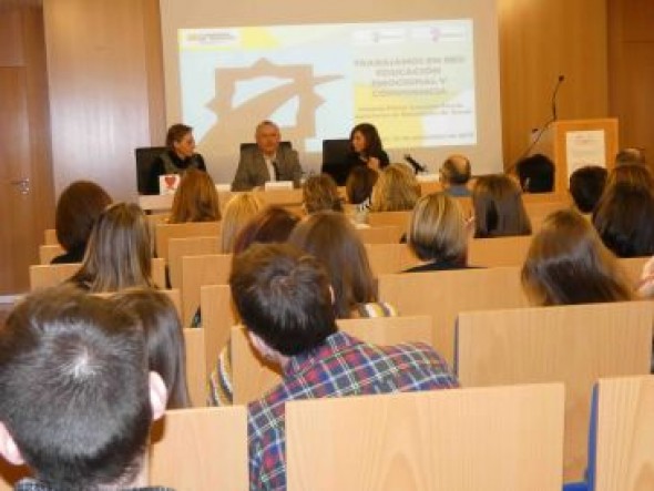 Un libro recoge buenas prácticas de educación emocional hechas en Teruel