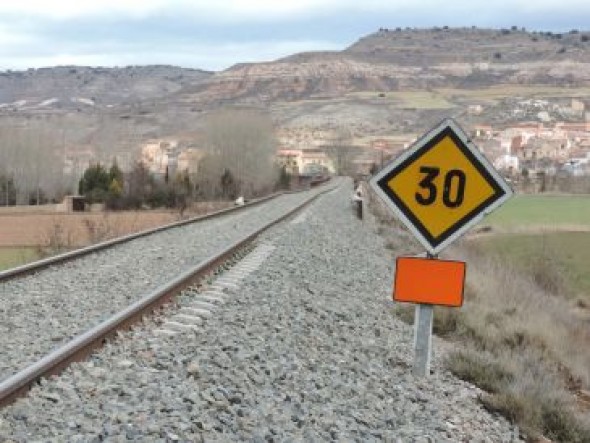 Adif reconoce que la obra que se hizo en Navarrete se quedó corta