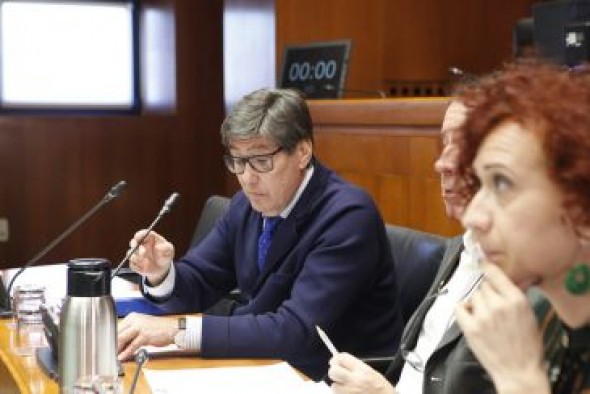 Aliaga cree que el viaje de la ministra Ribera a Andorra no tiene sentido si no viene con compromisos