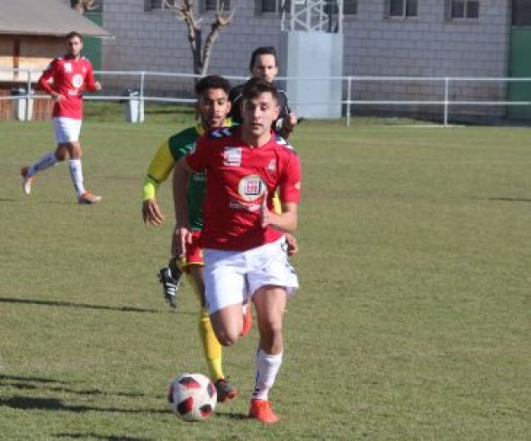 El Calamocha no puede puntuar ante uno de los mejores equipos de Tercera