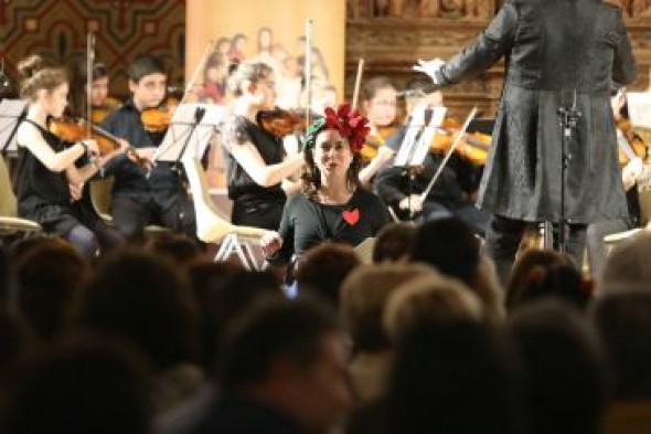 Llenazo en San Pedro de Teruel para escuchar ‘Cuento de Grullas’