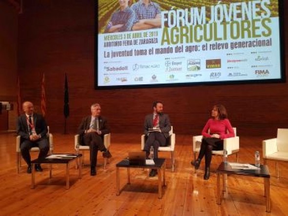 El consejero de Agricultura considera que los jóvenes son los más perjudicados del modelo de PAC vigente