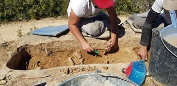 Encontrados restos humanos en las tumbas altomedievales de Mazaleón