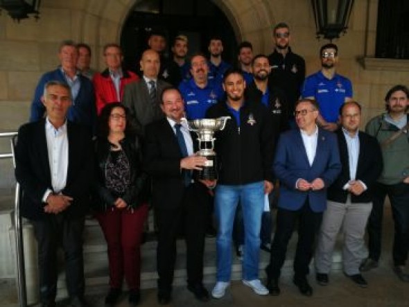 La Diputación recibe al Club Voleibol Teruel, uno de los mejores embajadores de esta tierra