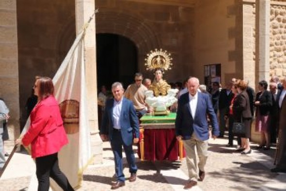 Cella honra a su patrona Santa Rosina, que recibió la reliquia en el siglo XVI