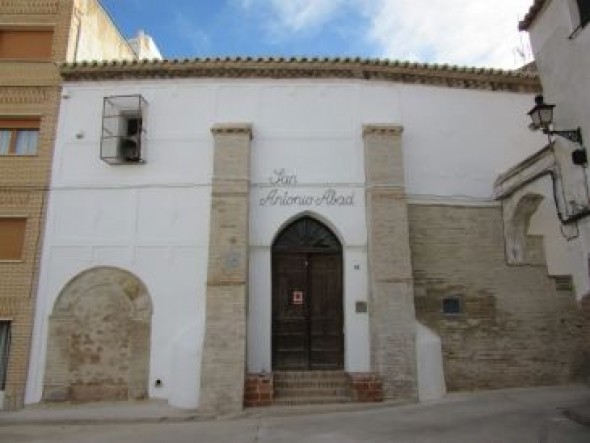 En marcha la segunda fase de la rehabilitación de la iglesia de San Antonio Abad de Híjar