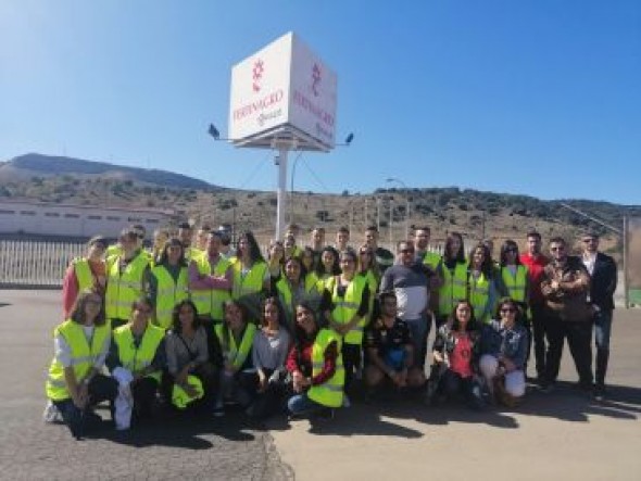 Los alumnos de ADE descubren la apuesta por la innovación de Térvalis