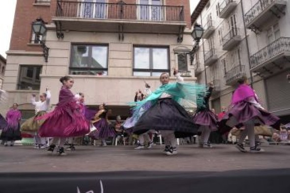 Música y flores para homenajear a la patrona de Aragón en la capital turolense