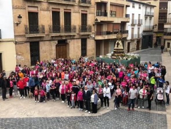 Cuatrocientas personas participan en Alcañiz y Calanda en las marchas contra el cáncer