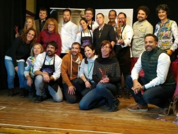 Los cocineros de los restaurantes Selección Calamocha, Los Trujales y Kiaora Gastronomía Social ganan el concurso de cocina 12 horas viviendo el azafrán