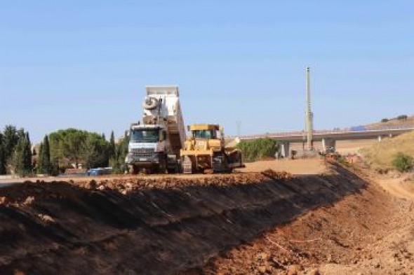 Adif licita la asistencia para la electrificación de la línea férrea Zaragoza-Teruel-Sagunto