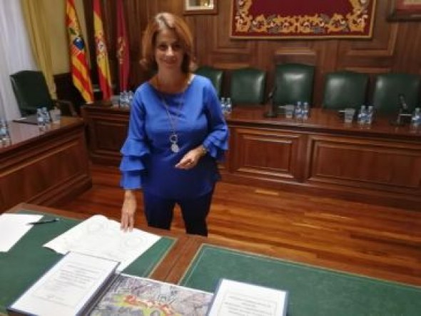 La alcaldesa de Teruel dice que la concesión de licencias urbanísticas está dentro de la media