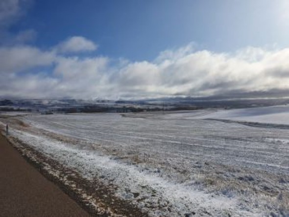 Cadenas obligatorias en siete carreteras autonómicas de la provincia de Teruel por la nieve