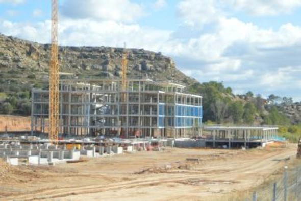 La reunión entre la DGA y las empresas no desbloquea las obras del hospital de Alcañiz