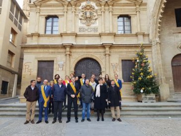 La Lonja y la Casa Consistorial de Alcañiz recuperan el brillo y policromía original