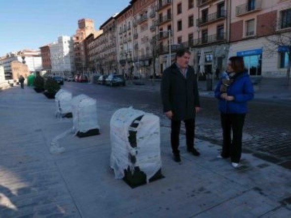 Teruel estrena los nuevos contenedores soterrados en el paseo del Óvalo