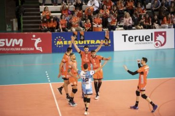 Más de la mitad de la plantilla naranja tiene experiencia copera
